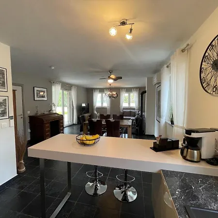 Niklas With 3 Bedrooms And Heated Pool *