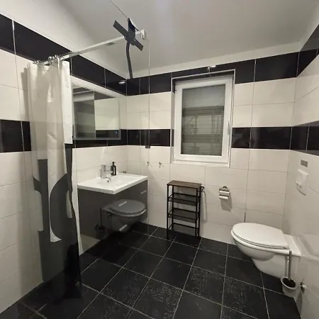 Niklas With 3 Bedrooms And Heated Pool فيلة Ubasico