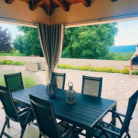ヴィラ Niklas With 3 Bedrooms And Heated Pool