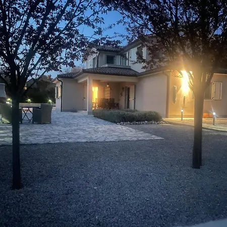 Niklas With 3 Bedrooms And Heated Pool ヴィラ *